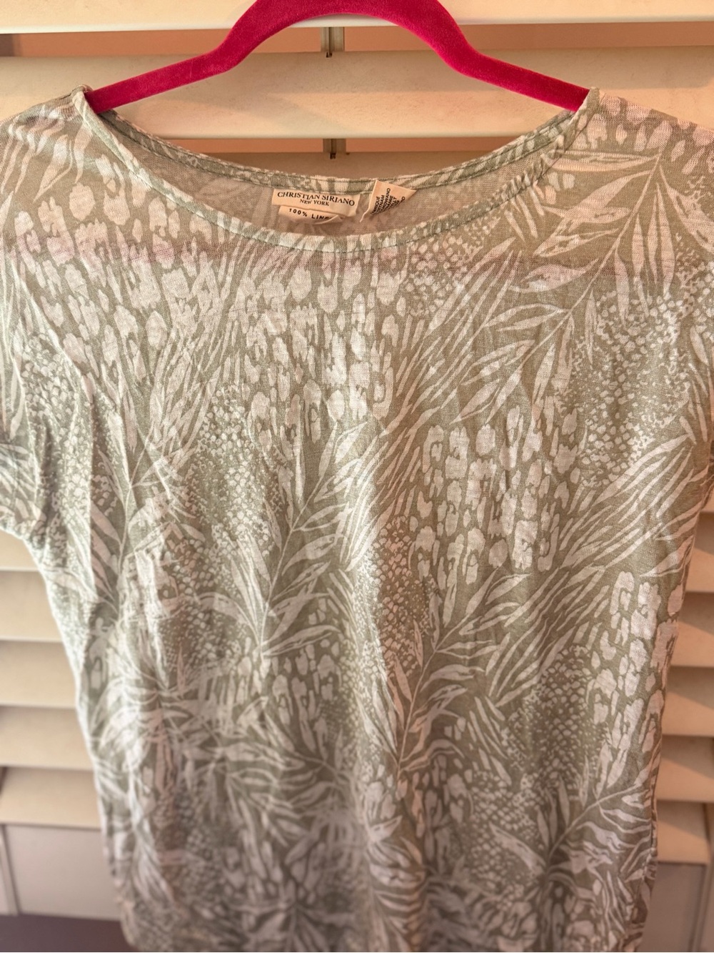 Christian Siriano Light Sage Green Dainty Sleeve Top - Picture 3 of 5